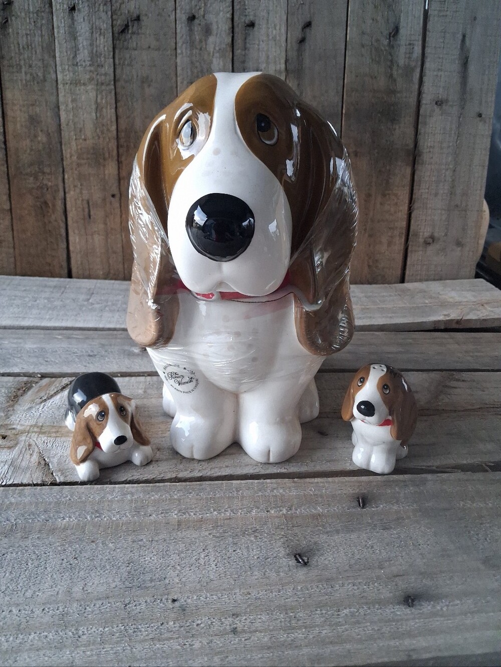 The Pioneer Woman "Charlie" Basset Hound Cookie Jar Set with Salt & Pepper Shake